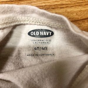 Old Navy Shirts & Tops - โญ๏ธโญ๏ธL๐ธO๐ธV๐ธE is all you need ๐๐ Old Navy Shirts & Tops - โญ๏ธโญ๏ธL๐ธO๐ธV๐ธE is all you need ๐๐